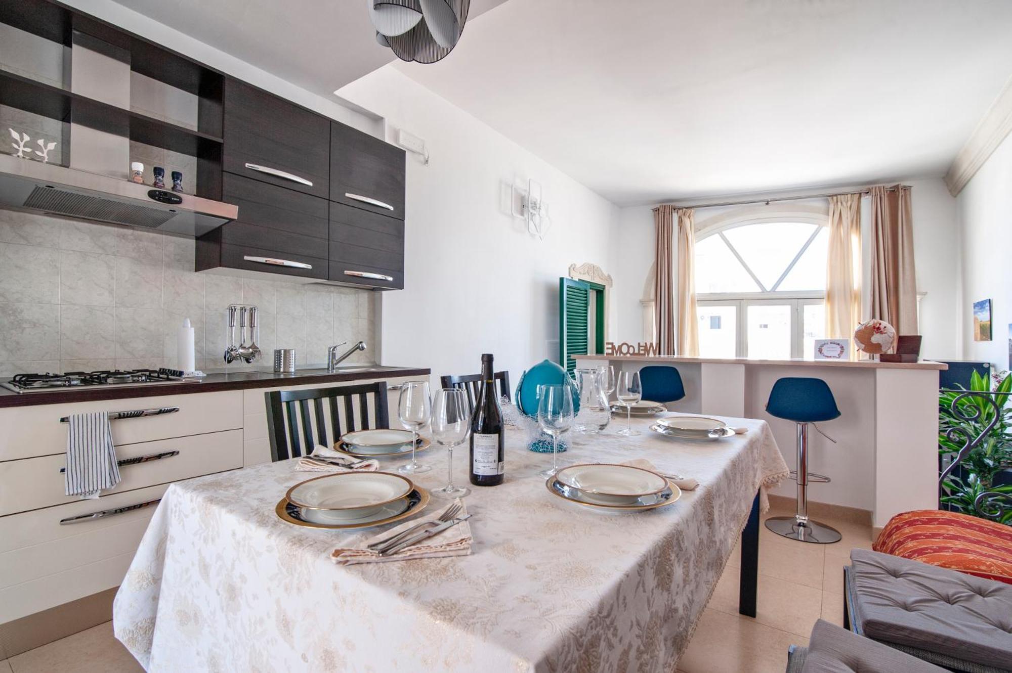 The Golden Hour, Luxury Apartment With A Panoramic View 莱切 外观 照片